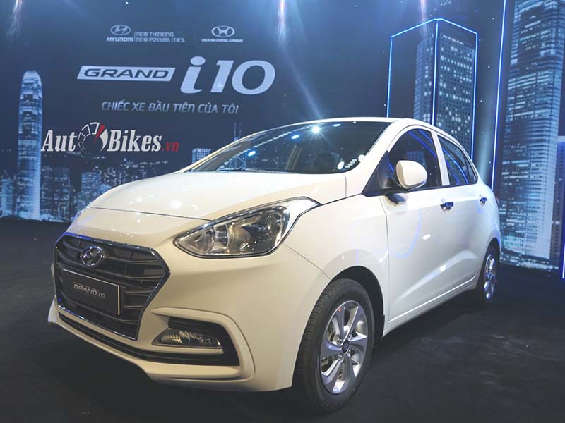 Huyndai Grand i10 trắng tại Nam Định