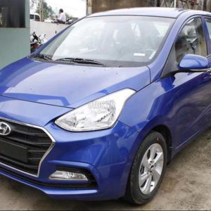 Huyndai i10 Sedan số sàn màu xanh