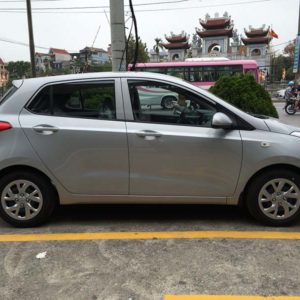 Huyndai i10 số sàn bản thiếu tại Nam Định