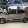 Hyundai Grand i10 số sàn bản đủ màu vàng cát